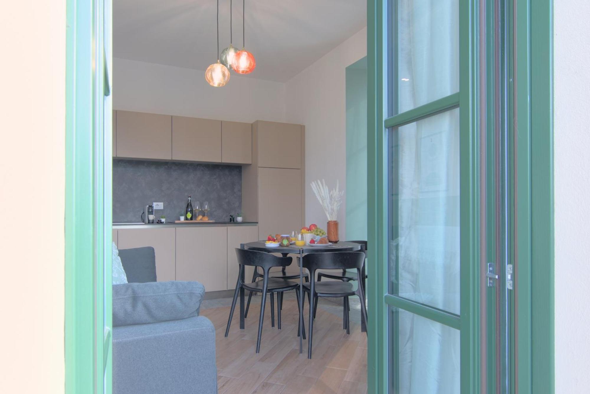 Ca Del Lasco - Modern Apartments In Classic Villa Белано Екстериор снимка