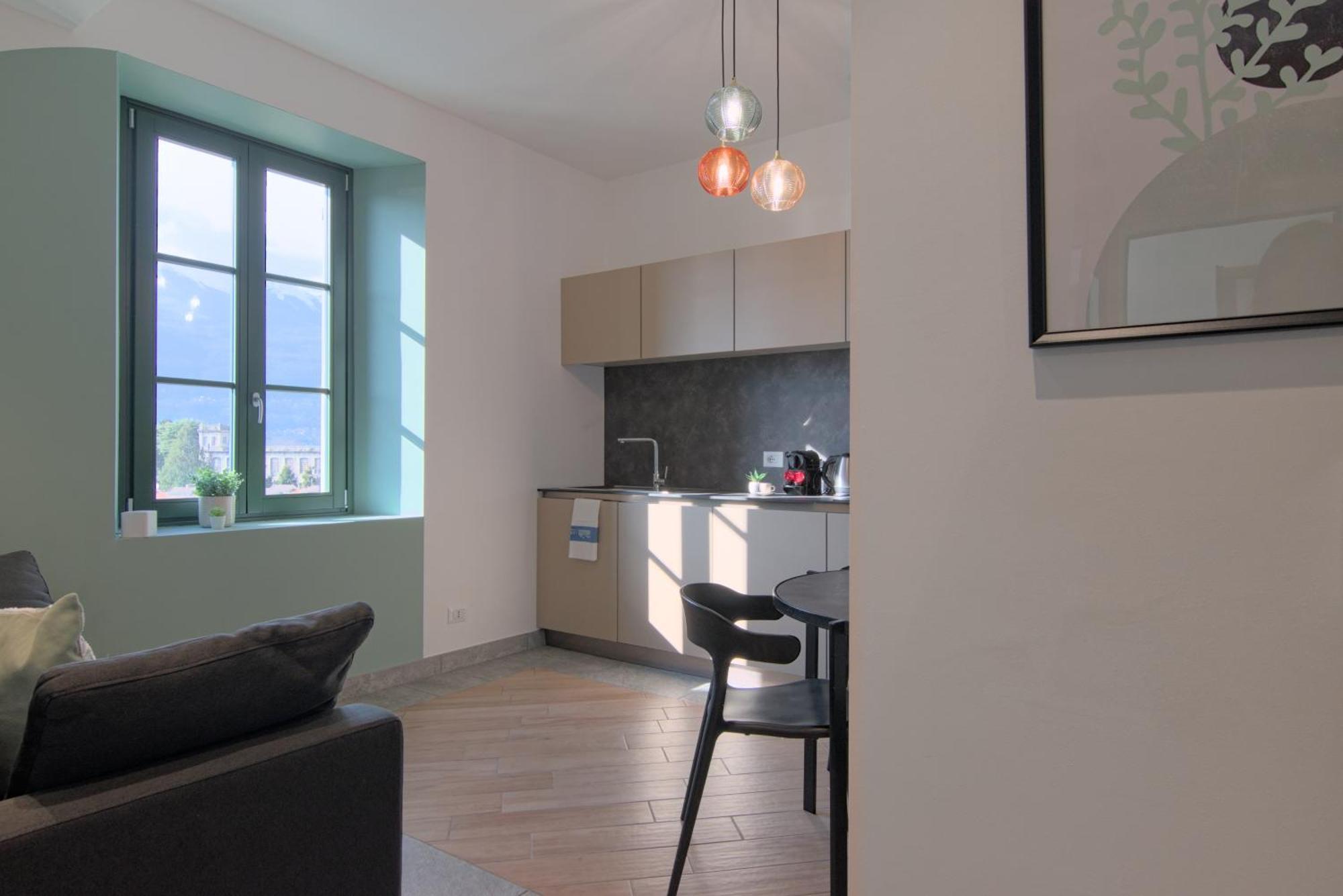 Ca Del Lasco - Modern Apartments In Classic Villa Белано Екстериор снимка